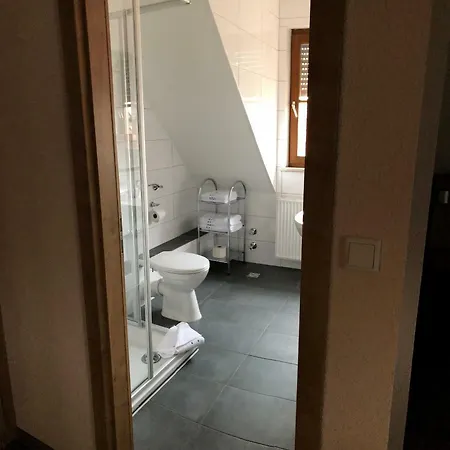 Landgasthof Zum Angerwirt Han/Misafirhane
