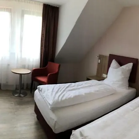Han/Misafirhane Landgasthof Zum Angerwirt *